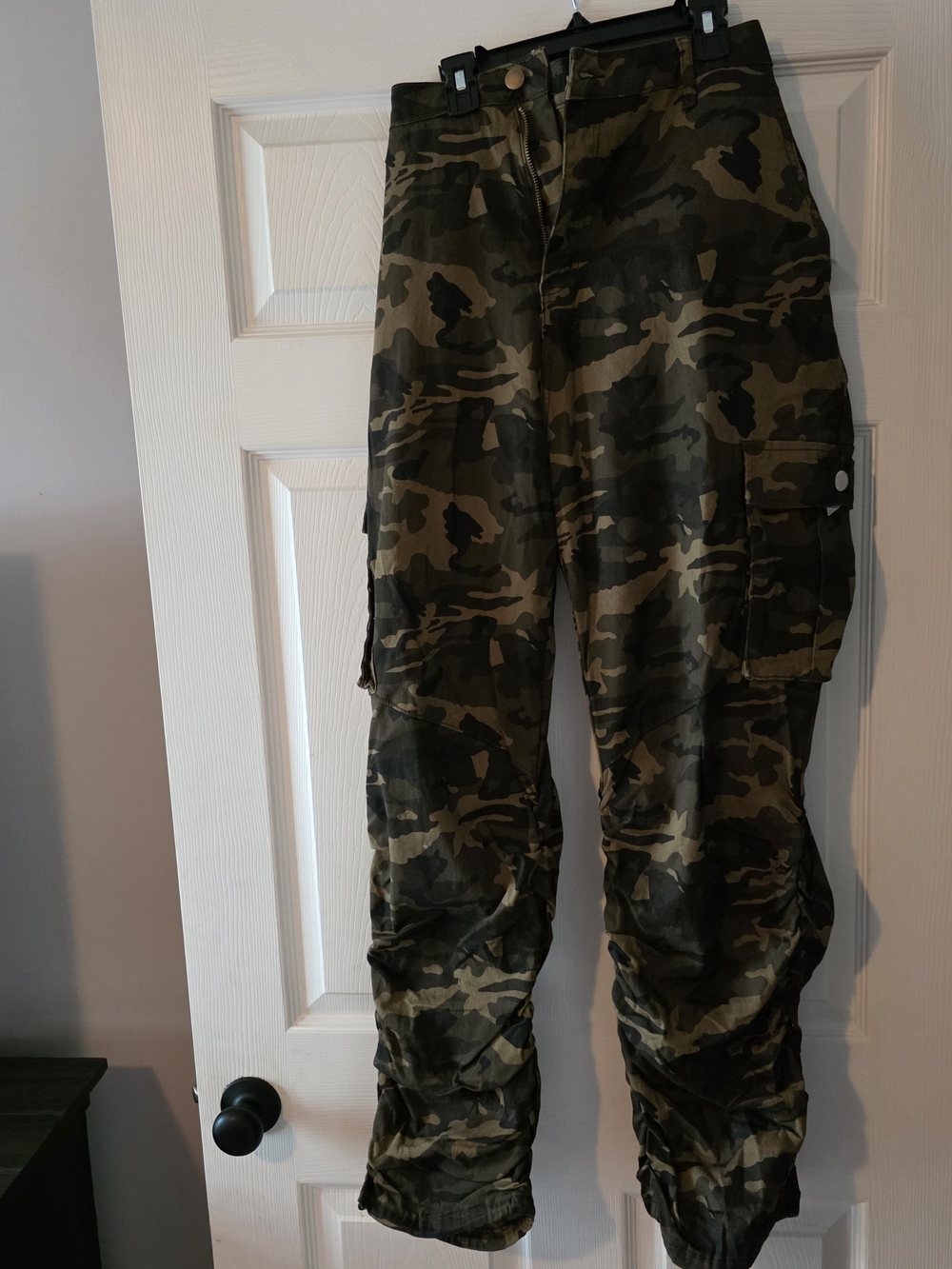 Men's Camo Cargo Pants - Olive Green